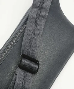 Piquadro Fanny Packs|Crossbody Bags-Black Square Fanny pack grained cow leather