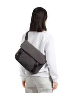 Bellroy Business- & Laptop Bags|Crossbody Bags-Cinch 12L Messenger bag recycled nylon