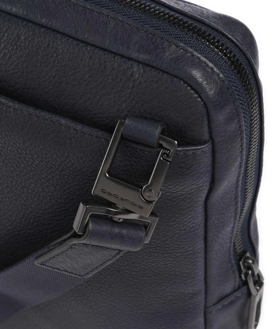 Piquadro Crossbody Bags-S134 Crossbody bag grained cow leather